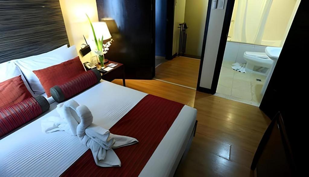 Lancaster Hotel Manila Mandaluyong Екстер'єр фото