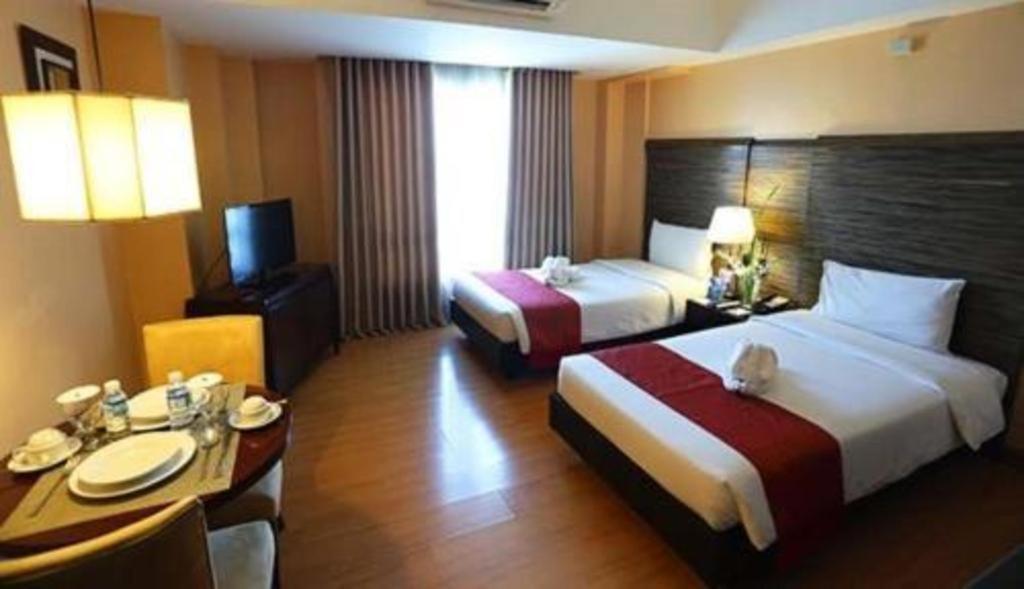 Lancaster Hotel Manila Mandaluyong Екстер'єр фото