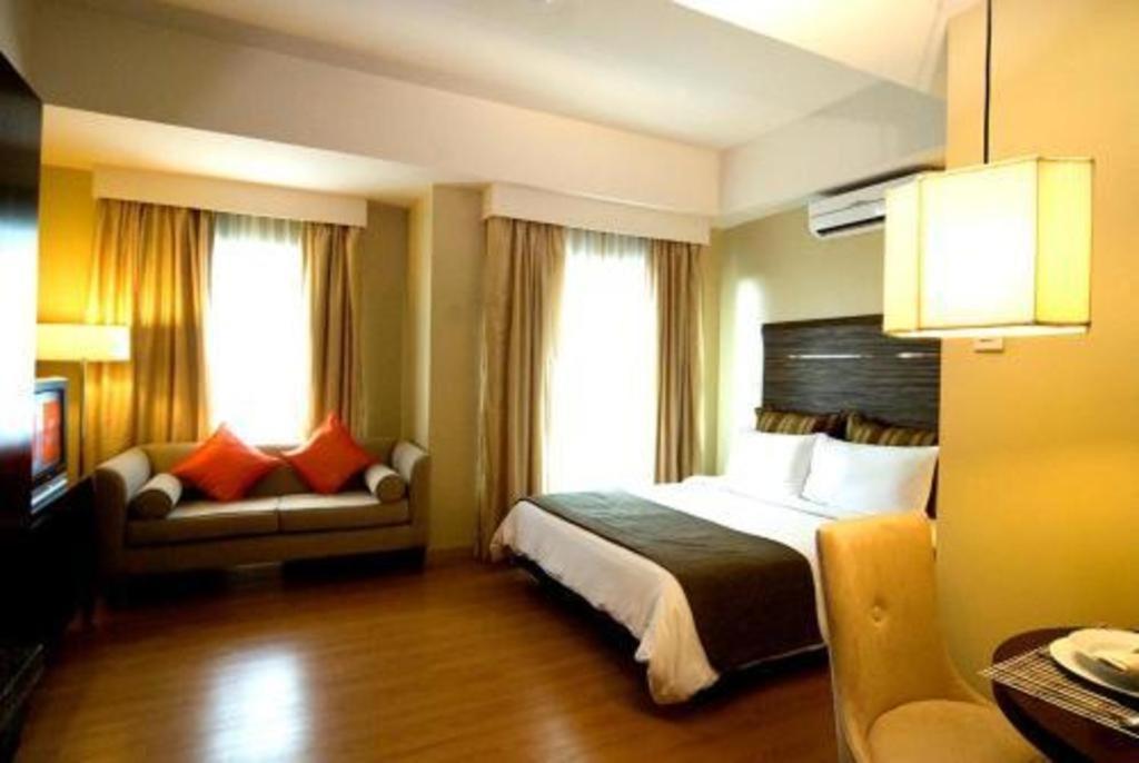 Lancaster Hotel Manila Mandaluyong Екстер'єр фото